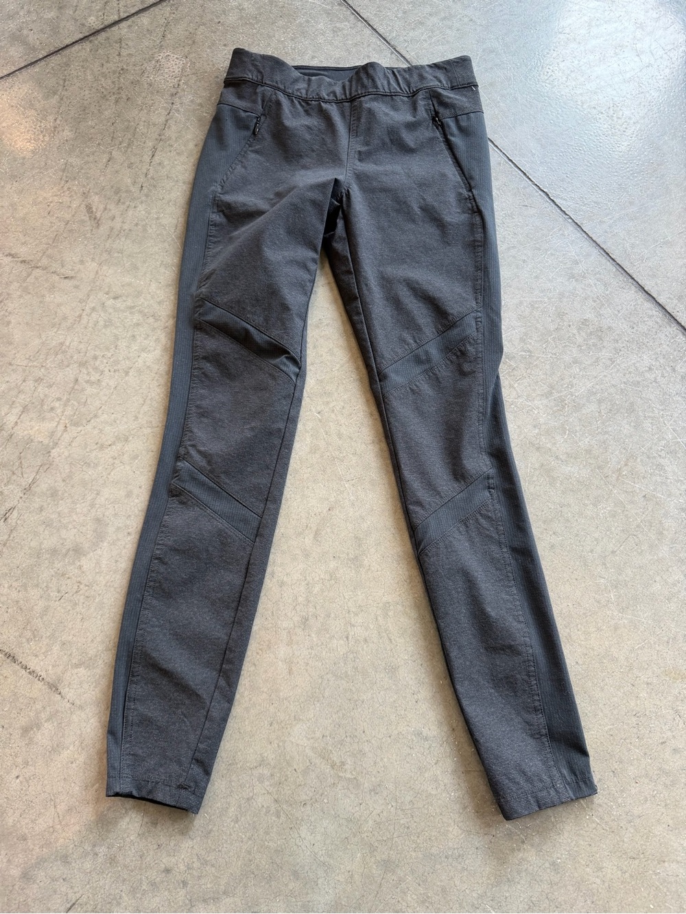 Women’s kuhl skinny pants